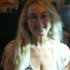 Meet your Posher, Katina